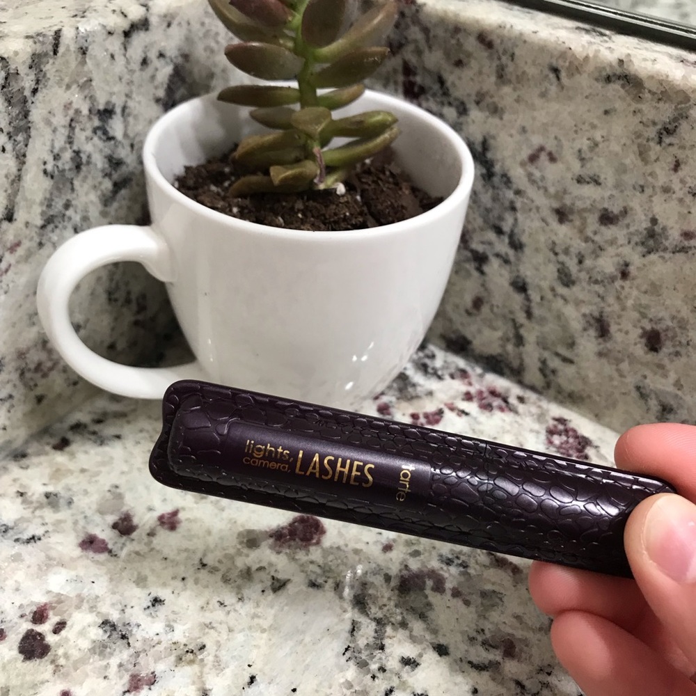 Tarts lights camera lashes mascara!